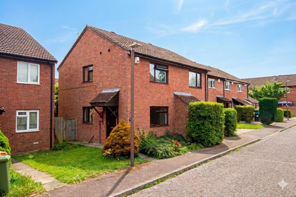 Property main image