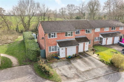 Property on Dunoon Close, CW4 7LL