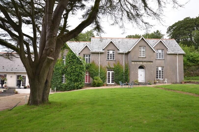 Manor House