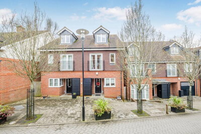 Property on Uplands Road, GU1 2RW