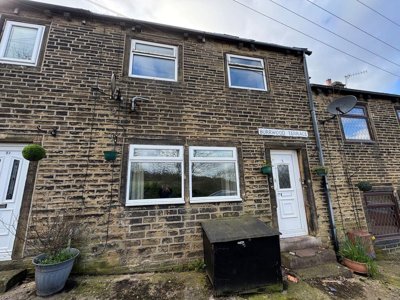 Property on Stainland Road, HX4 9AL