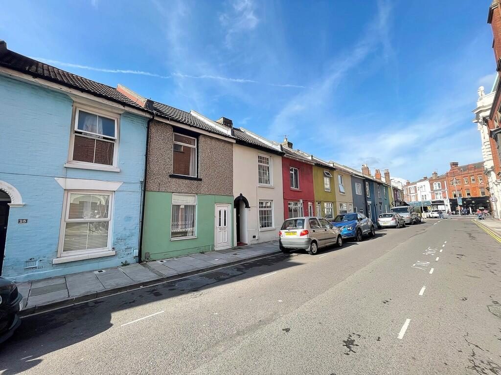 Terraced House