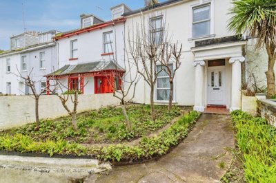 Property on TQ2 5NH
