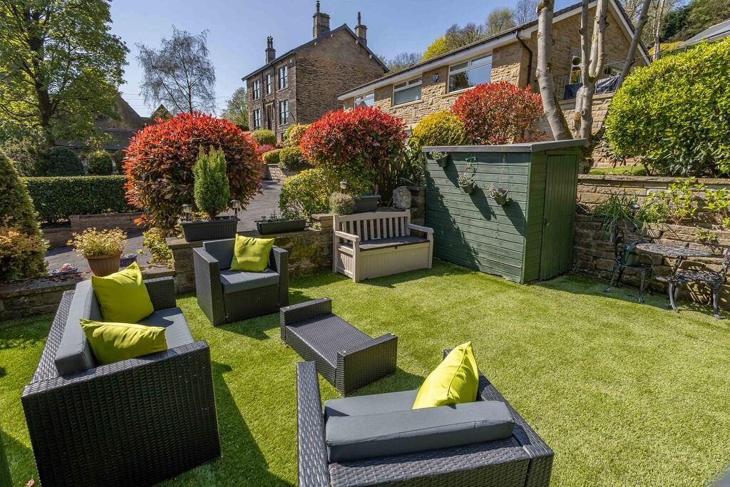 Terraced House
