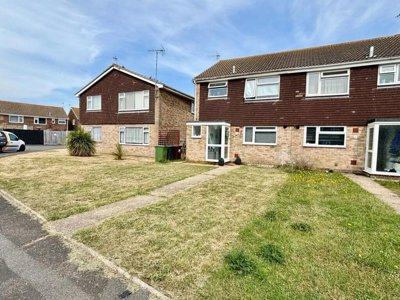 Property on Aylesbury Avenue, BN23 6EH