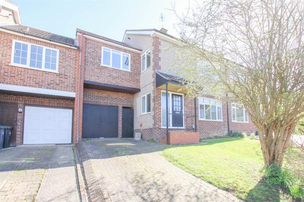 Terraced House