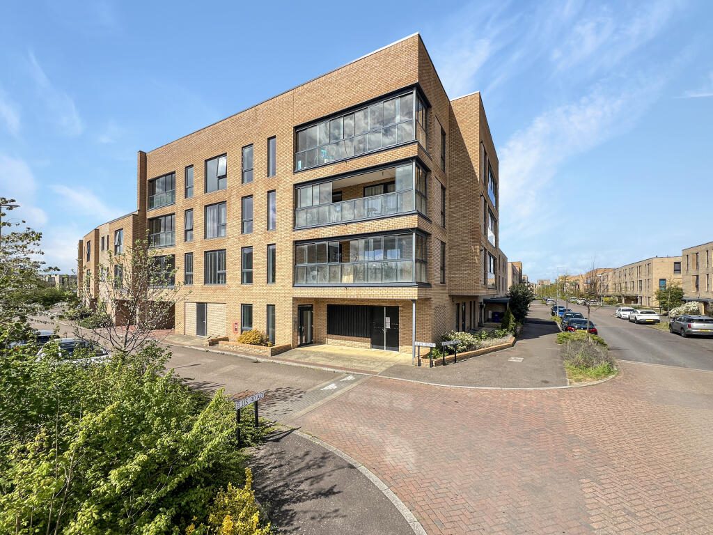 Property main image