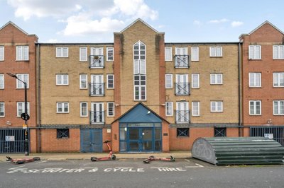 Property on Oswin Street, SE11 4TF