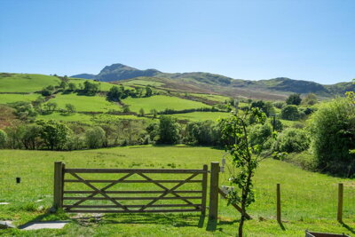 Property on LL23 7DF