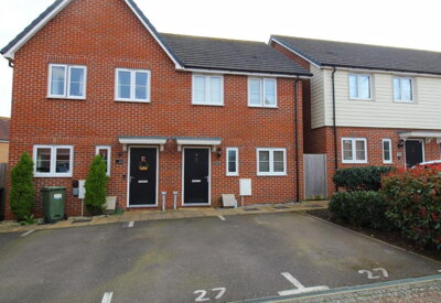 Property on Yates Meadow, SG19 2EQ