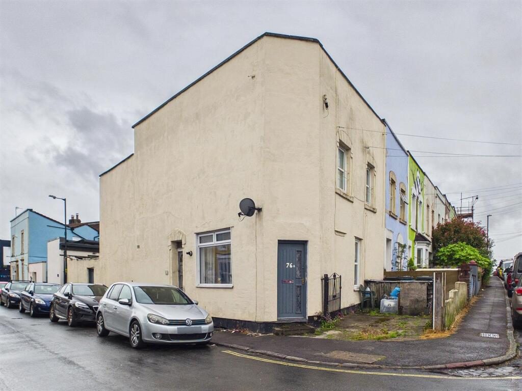 Property main image