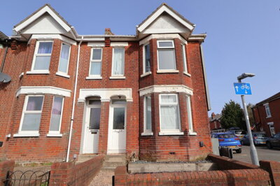 Property on Romsey Road, SO16 4DP