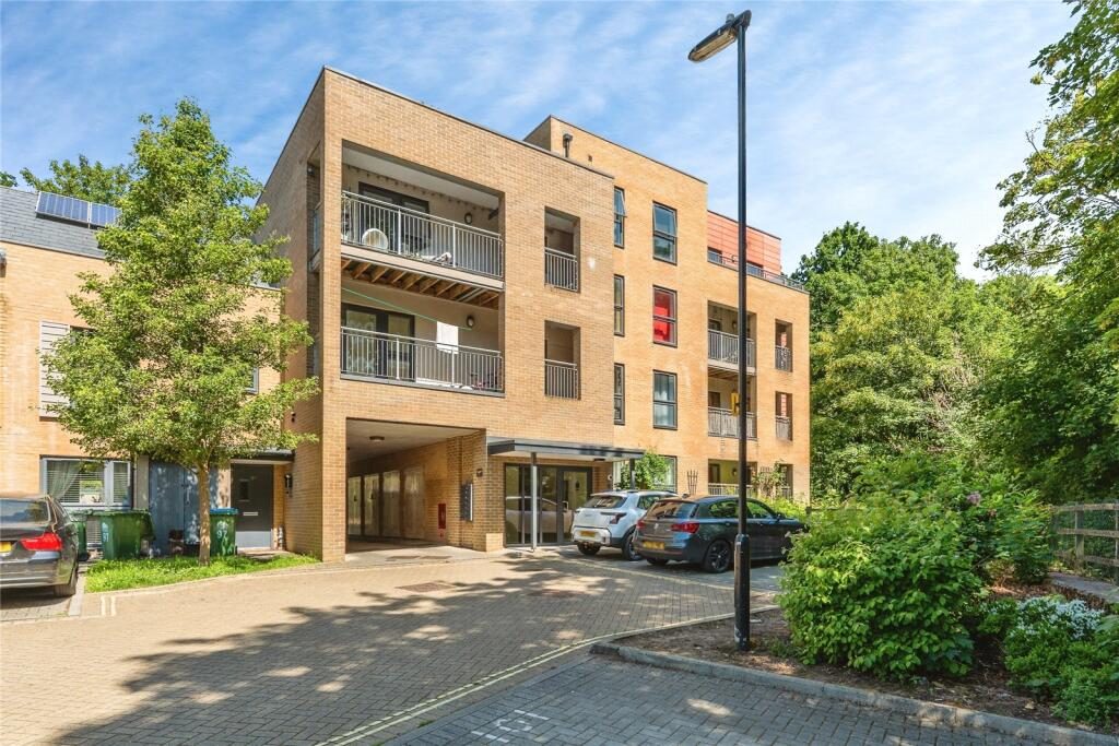 Property main image