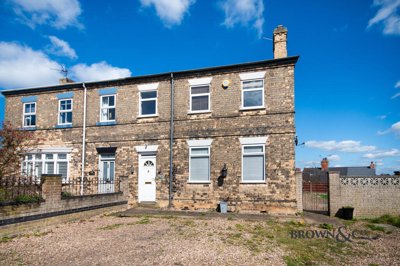 Property on Station Road, DN22 7DF