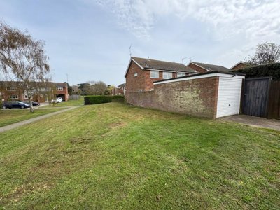 Property on IP11 9NR