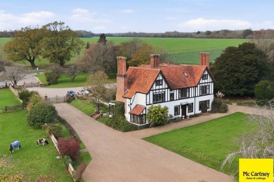 Property on The Street, CM1 4PE