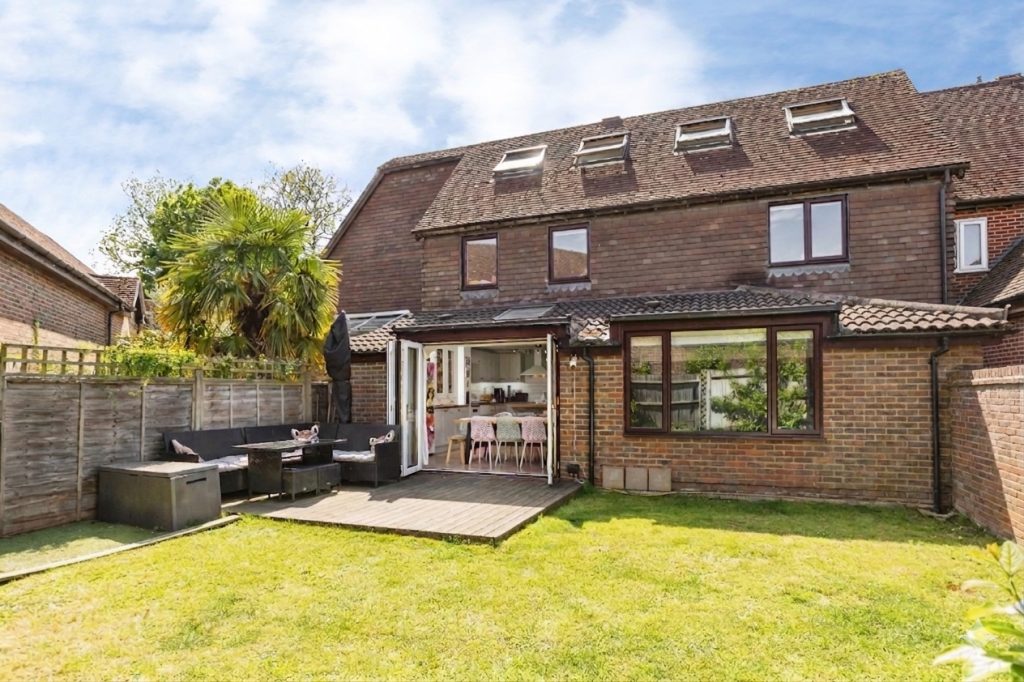 Terraced House