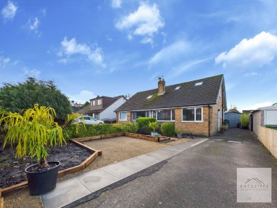 Property on Garstang Road, PR3 0PH