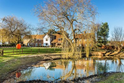 Property on Millfields Crescent, RH6 0EQ