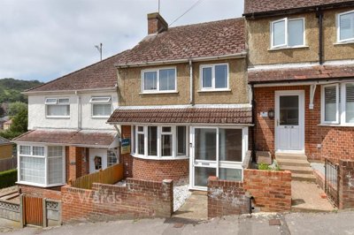 Property on Kings Road, CT17 9PQ