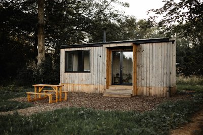 Property on Shirley Common, DE6 3AZ