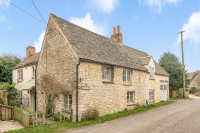 Property on Bell Lane, OX29 4DS