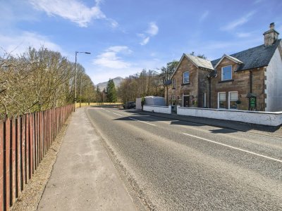 Property on FK20 8QS