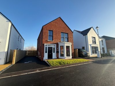 Property on EARLS GATE SQUARE, BT52 1FQ