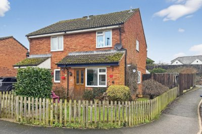 Property on Kensham Close, EX5 4ND