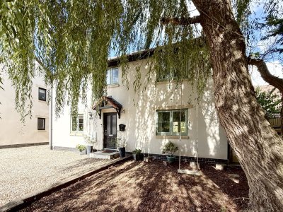 Property on Poplar Lane, TA9 4QU