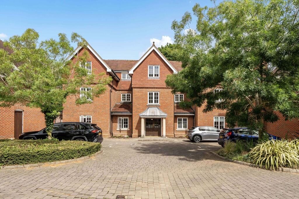 Property main image
