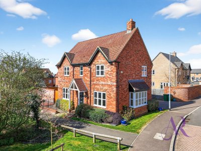 Property on Stocks Lane, MK18 3FP