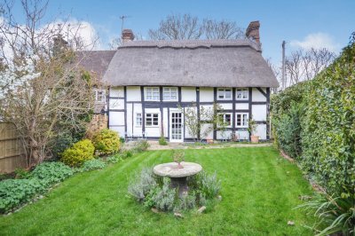 Property on The Avenue, WR10 3AB