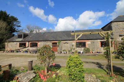 Property on PL14 4PR