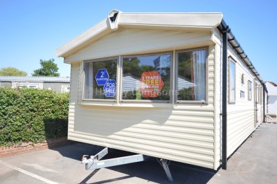 Property on Warren Road, EX7 0PG