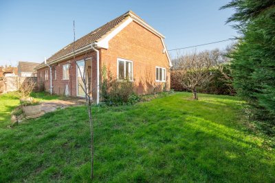 Property on Bobbin Lodge Hill, CT4 7RB