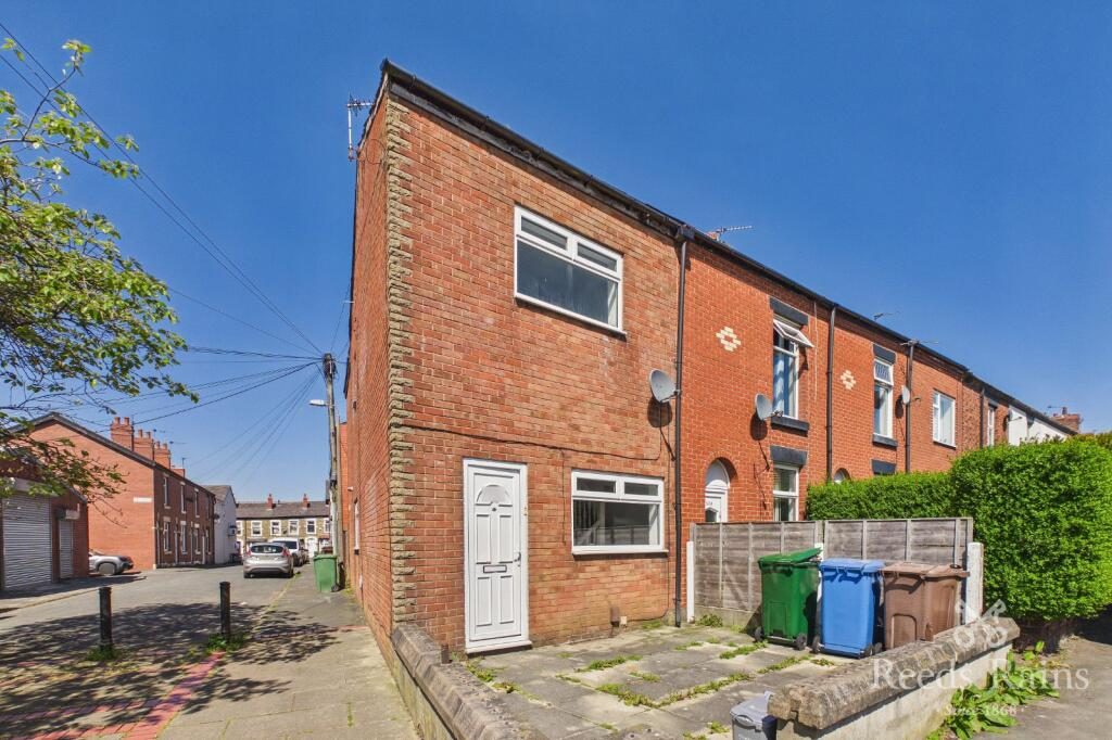 Terraced House