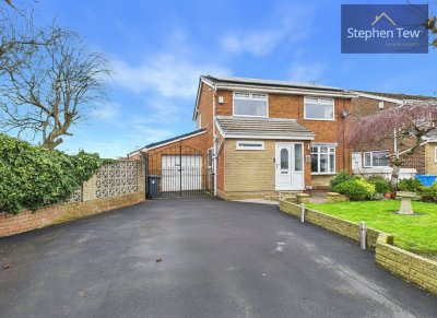 Property on The Nook, FY3 0BY