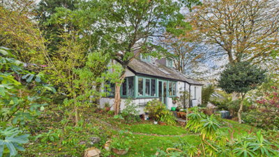 Property on Belle Vue, TR18 5ED