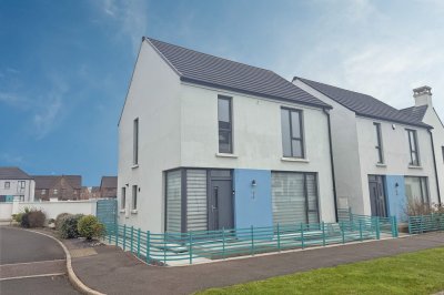Property on HATHERAN MEWS, BT55 7US