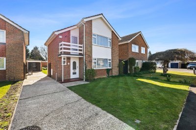 Property on Dene Close, RH6 8AG