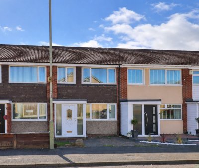 Property on Kitching Grove, DL3 0SL