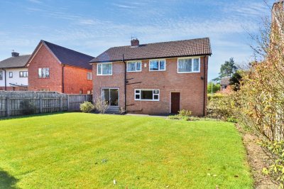 Property on Edinburgh Drive, DL3 8AT