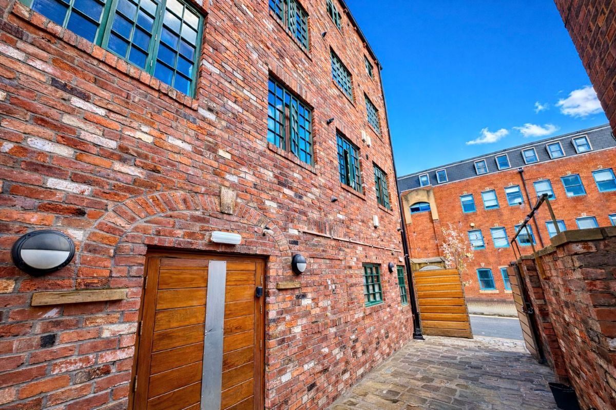 Thumbnail 422