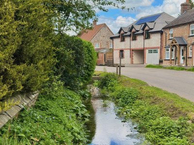 Property on SN8 2ED