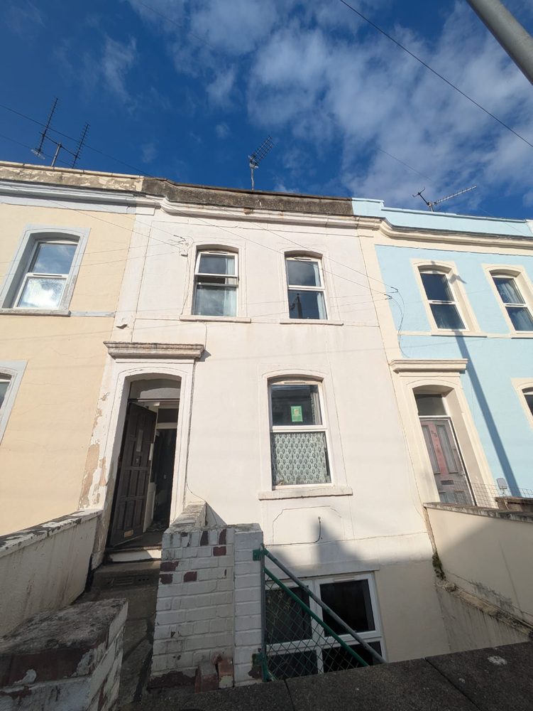 Campbell Street, Bristol, Bristol, BS2 8XE, GB