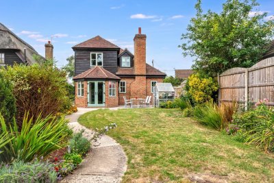 Property on Church Lane, CT3 4EB