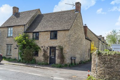 Property on Middletown, OX29 9UB