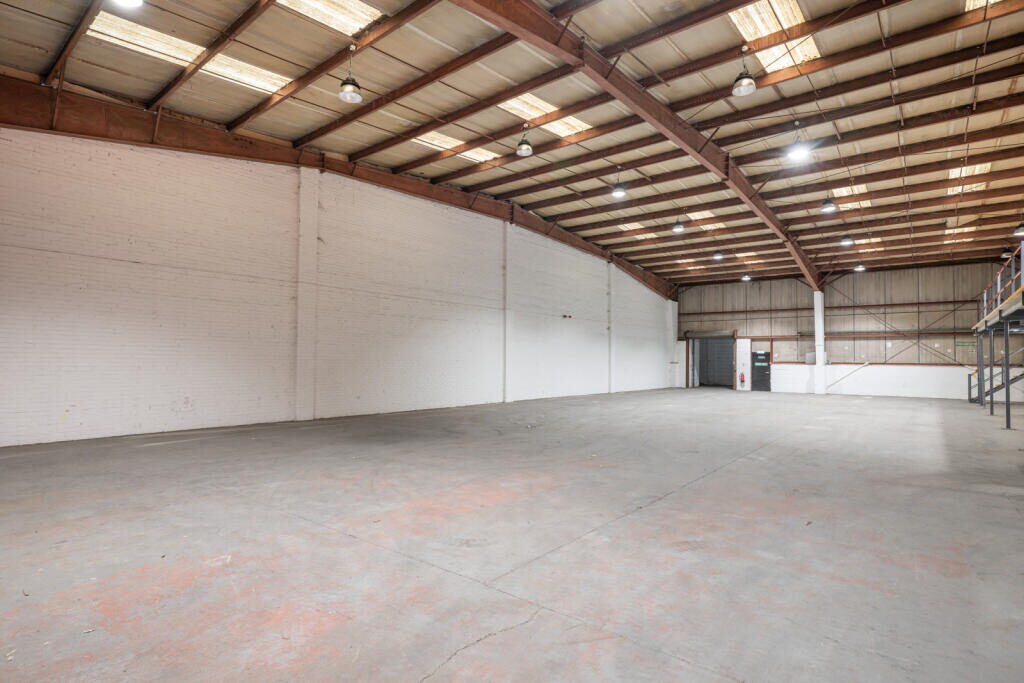 Distribution Warehouse