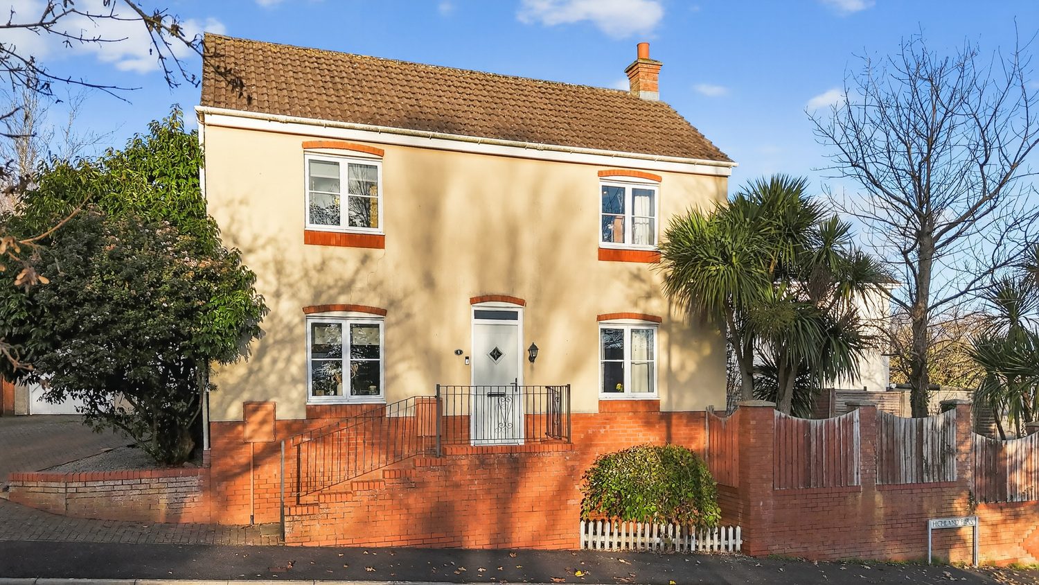 Property main image